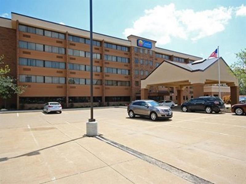 Comfort Inn & Suites Wadsworth Esterno foto