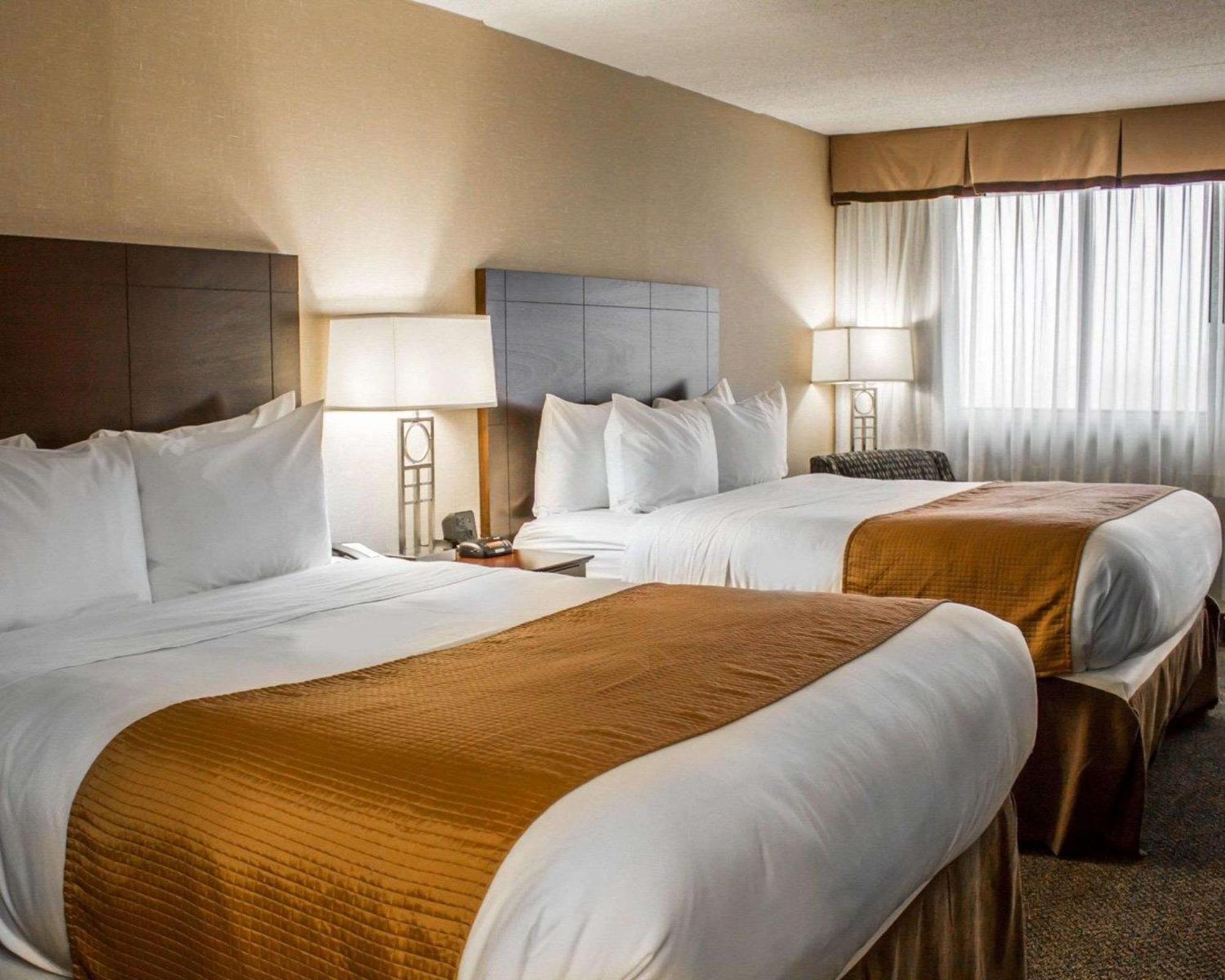 Comfort Inn & Suites Wadsworth Esterno foto